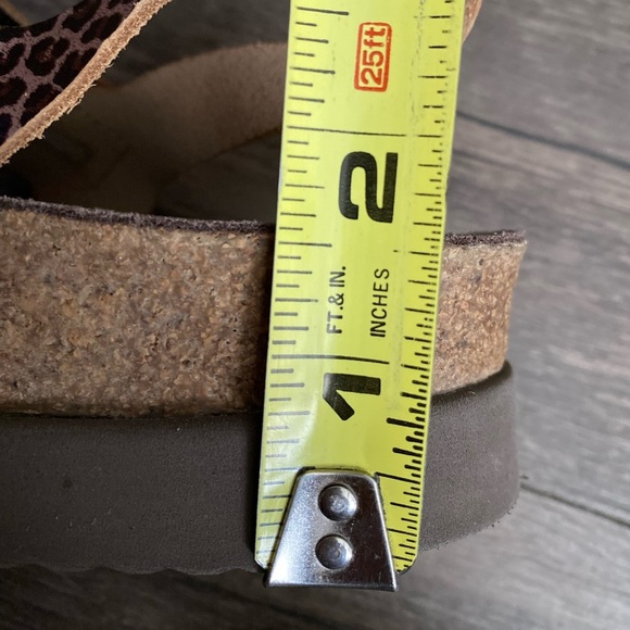 Mephisto Women's Cheetah Hook & Loop Sandals Size 6 Adjustable Leather - Picture 6 of 15